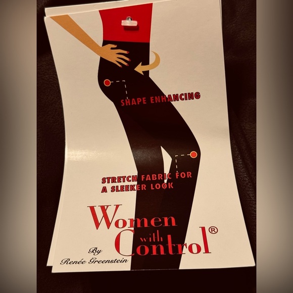 Women with Control Faux Leather Skirt - Picture 9 of 10